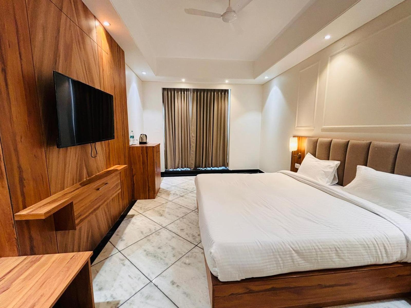 Hotel Saaj Mansion Divisione di Divisione di Jaipur Esterno foto