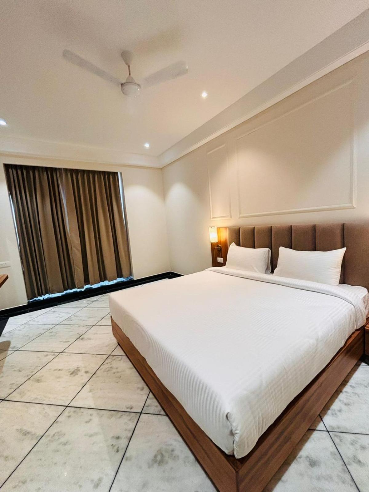 Hotel Saaj Mansion Divisione di Divisione di Jaipur Esterno foto